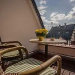 Apartment Talstation 20 / Innenstadt, 2 Schlafzimmer, Terrasse *
