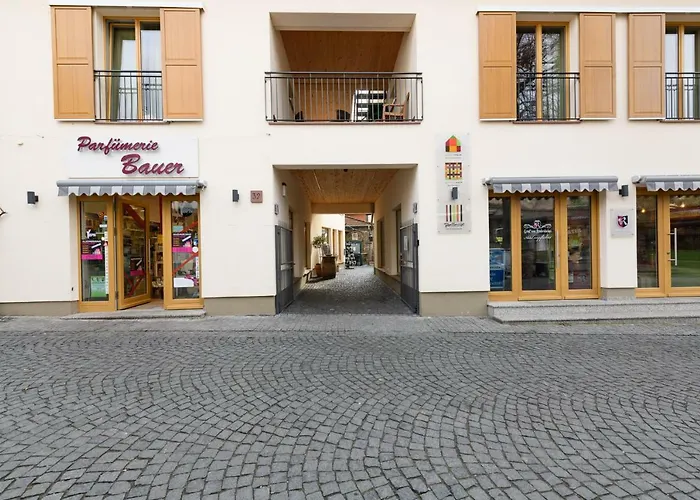 Talstation 20 / Innenstadt, 2 Schlafzimmer, Terrasse * Rüdesheim am Rhein